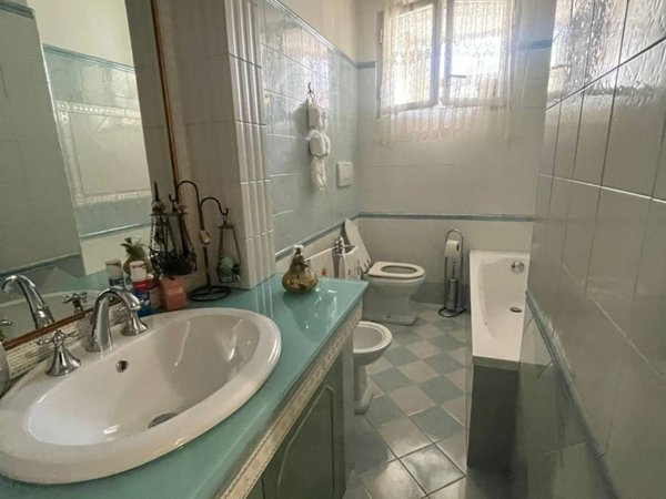 appartamento in vendita a Firenze in zona Isolotto