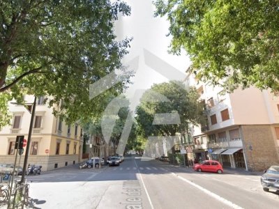 appartamento in vendita a Firenze in zona Campo di Marte