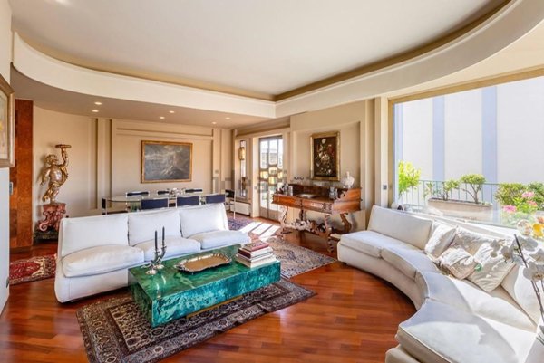 appartamento in vendita a Firenze in zona Centro Santa Maria Novella