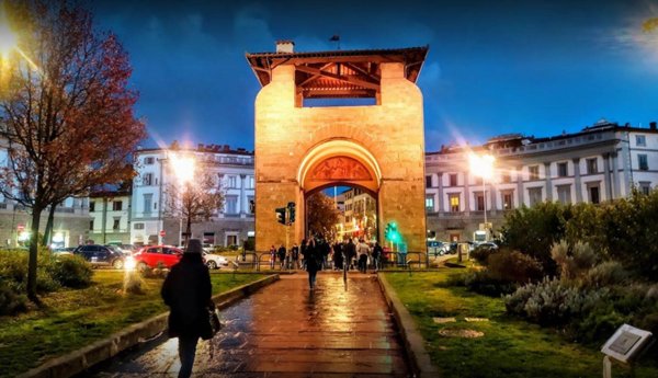 negozio in vendita a Firenze in zona Campo di Marte