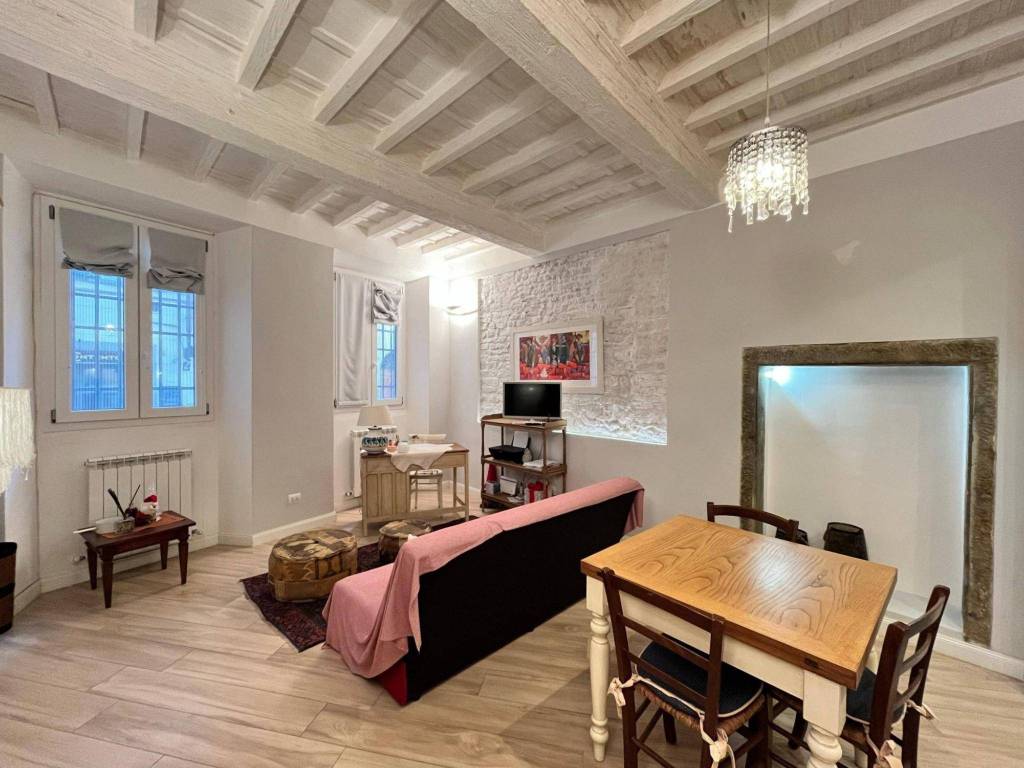 appartamento in vendita a Firenze in zona Centro Duomo