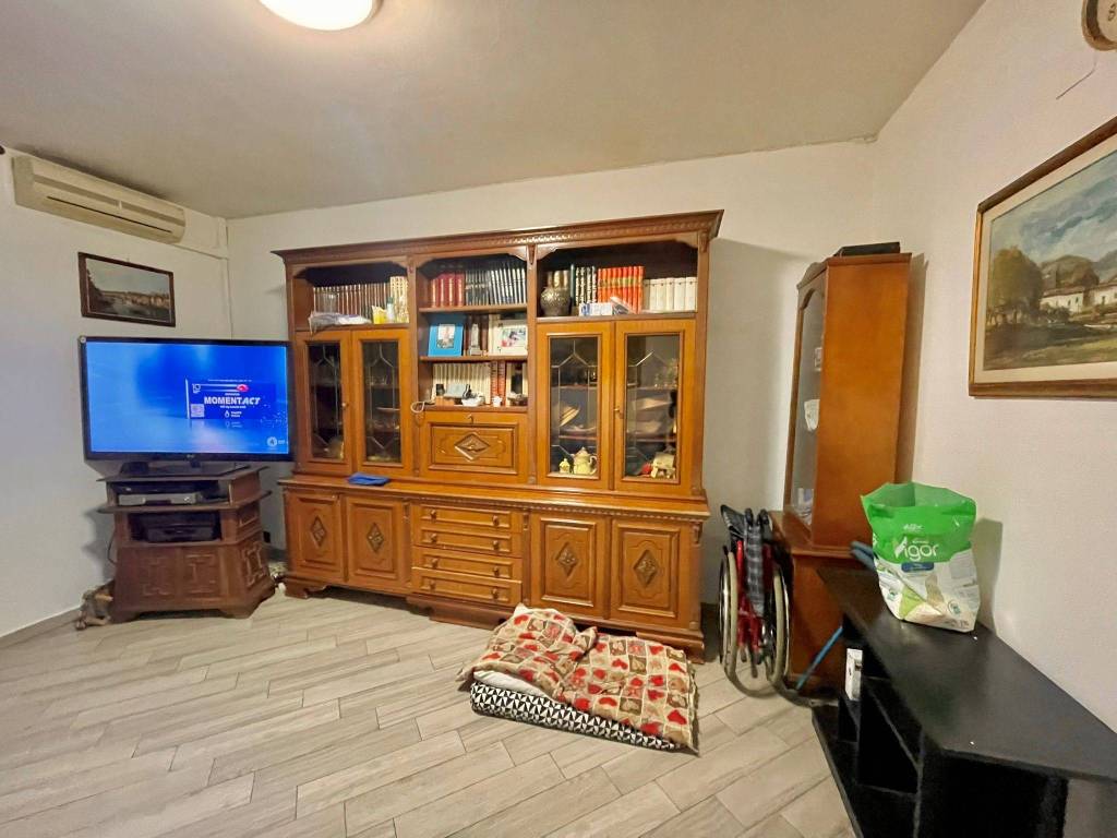 appartamento in vendita a Firenze in zona Isolotto