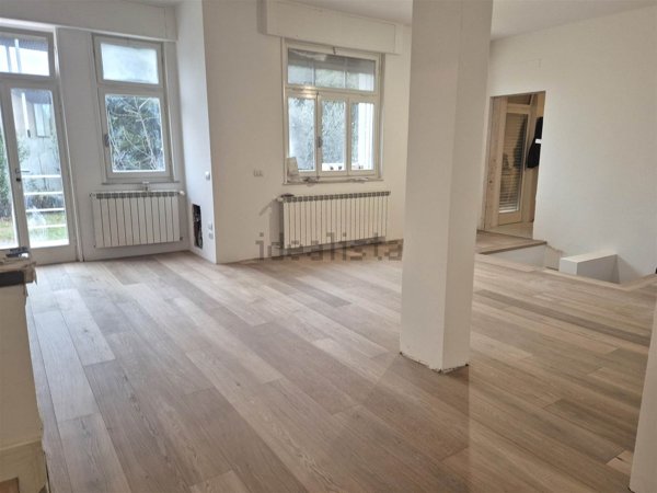 casa indipendente in vendita a Firenze in zona Firenze Nova