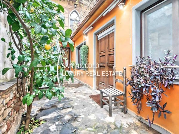 appartamento in vendita a Firenze in zona Centro Santa Croce