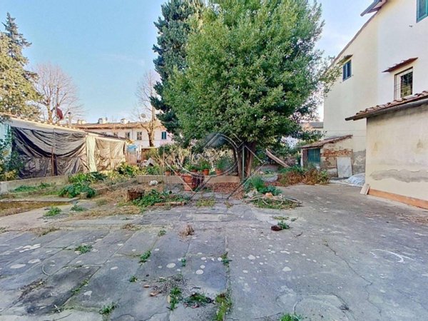 casa indipendente in vendita a Firenze in zona Peretola