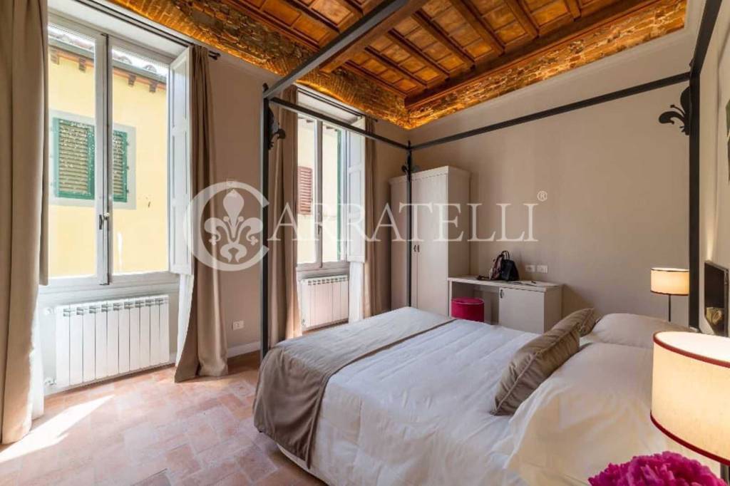 casa indipendente in vendita a Firenze in zona Centro Storico