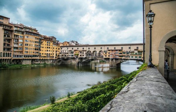 negozio in vendita a Firenze in zona Centro Santa Croce