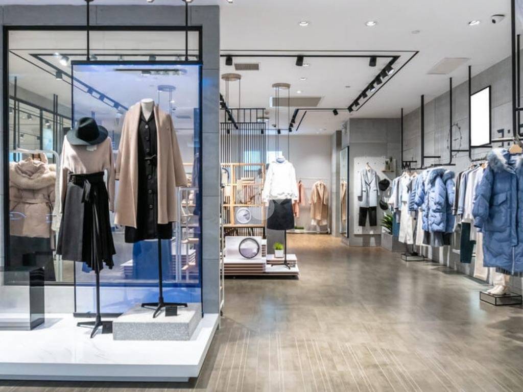 negozio in vendita a Firenze in zona Isolotto