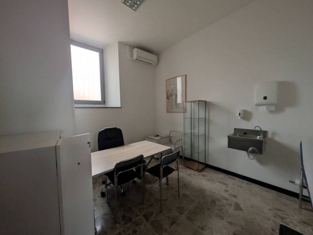 ufficio in vendita a Firenze in zona San Gaggio