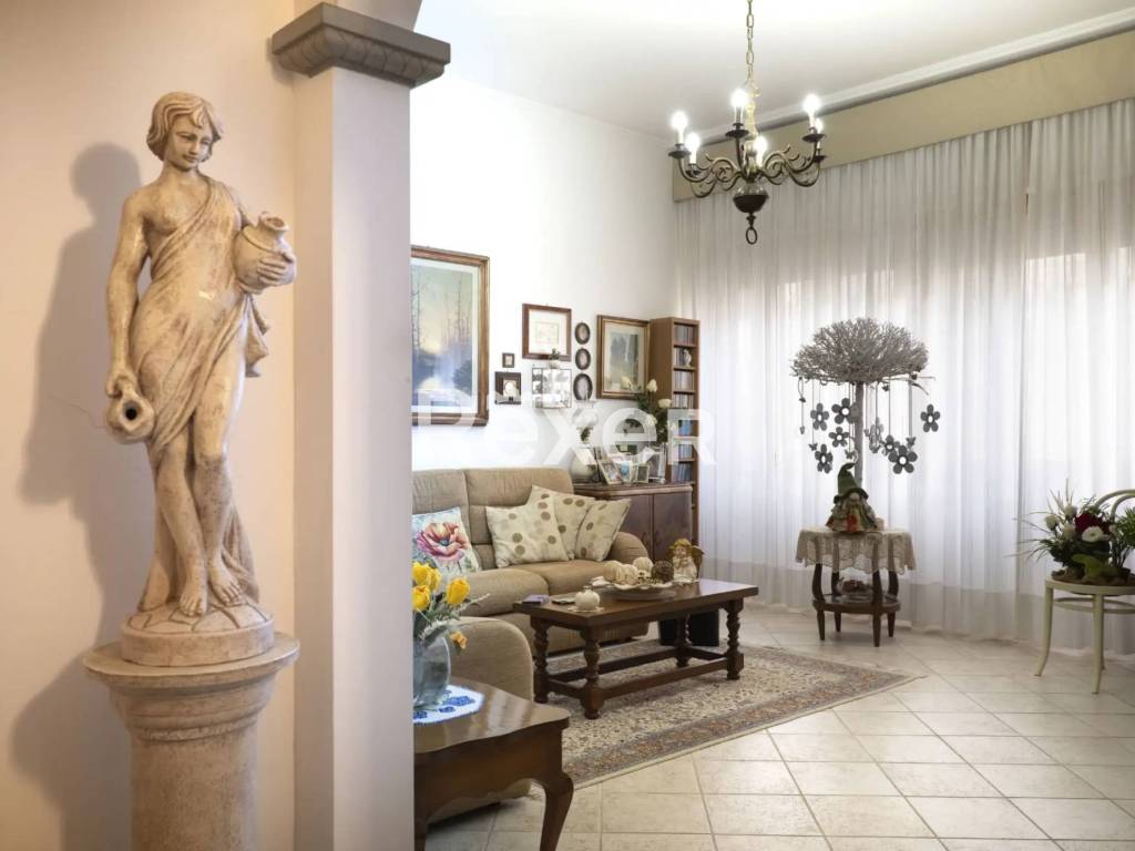 appartamento in vendita a Firenze in zona Settignano