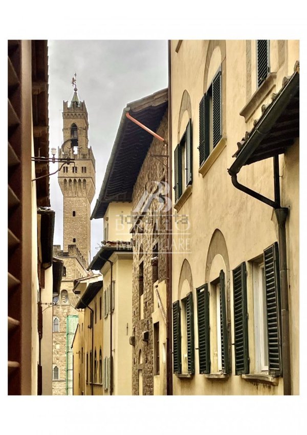 appartamento in vendita a Firenze in zona Centro Santa Croce
