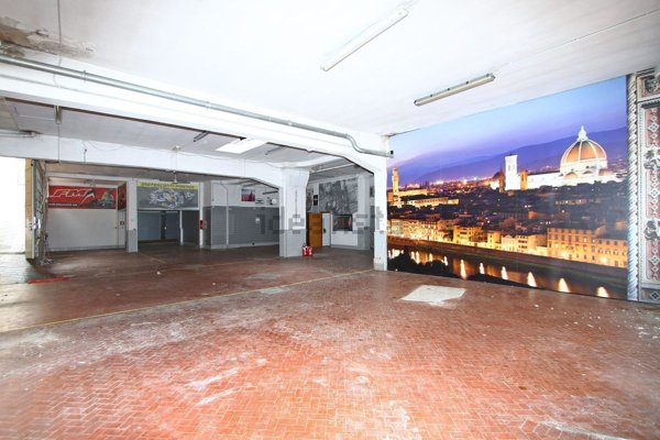 ufficio in vendita a Firenze in zona Novoli