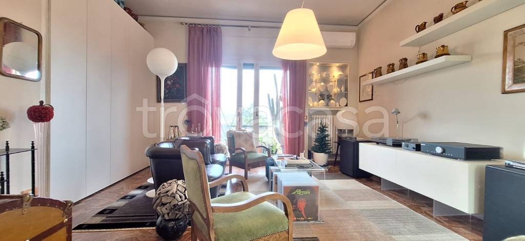 appartamento in vendita a Firenze in zona Isolotto