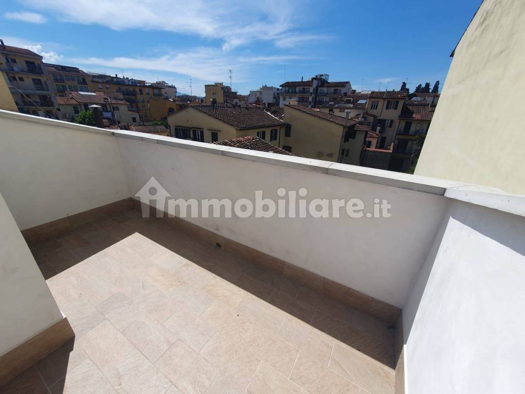 appartamento in vendita a Firenze in zona Campo di Marte