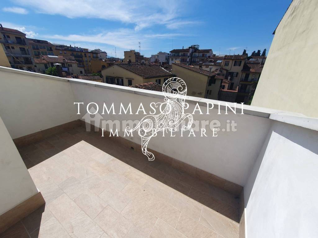 appartamento in vendita a Firenze in zona Campo di Marte