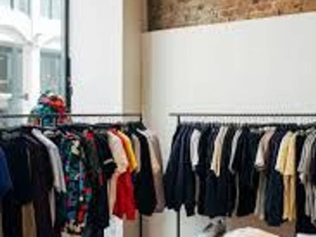 negozio in vendita a Firenze in zona Novoli