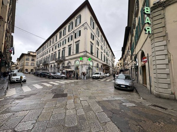 appartamento in vendita a Firenze in zona Centro Santa Croce