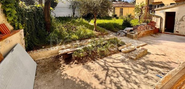 appartamento in vendita a Firenze in zona Galluzzo