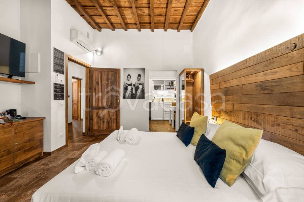 negozio in vendita a Firenze in zona Centro Santa Maria Novella