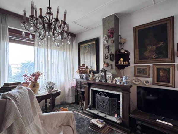 appartamento in vendita a Firenze in zona Settignano