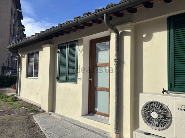 appartamento in vendita a Firenze in zona Isolotto