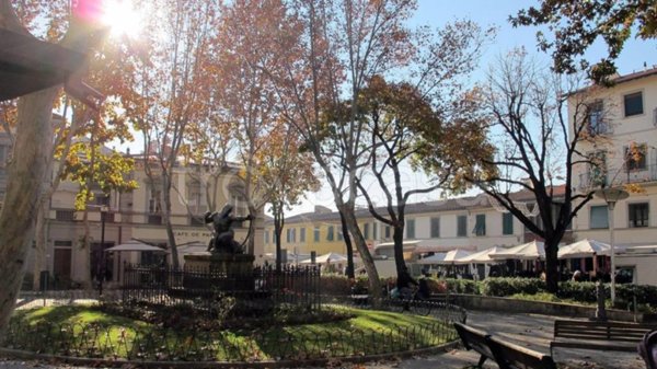 negozio in vendita a Firenze in zona Careggi