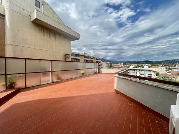 appartamento in vendita a Firenze in zona Statuto