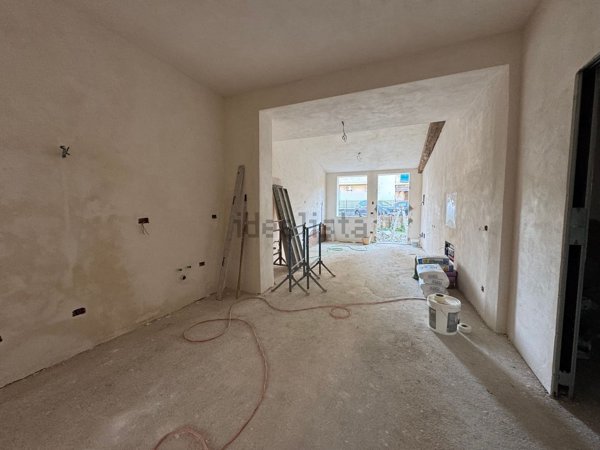 appartamento in vendita a Firenze in zona Isolotto