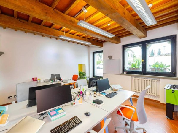ufficio in vendita a Firenze in zona Le Cure