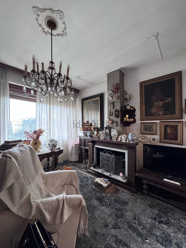 appartamento in vendita a Firenze in zona Varlungo