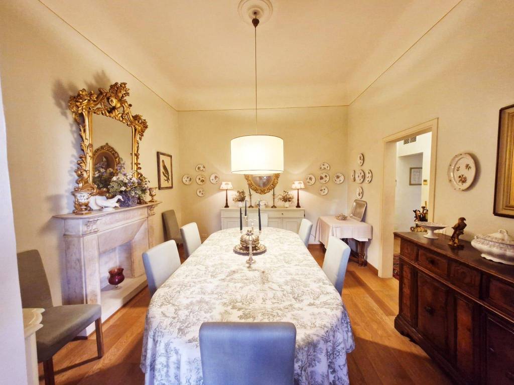 appartamento in vendita a Firenze in zona Campo di Marte