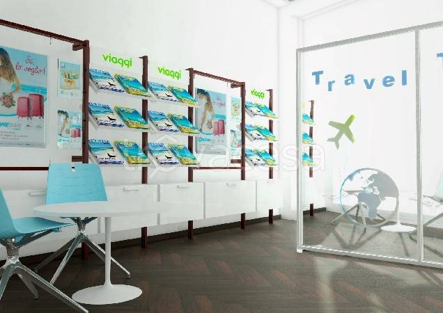 negozio in vendita a Firenze in zona Campo di Marte