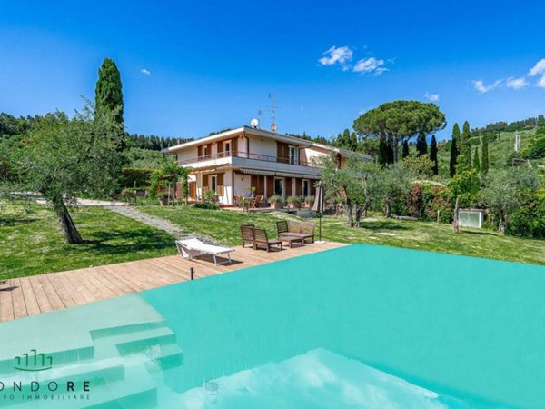 casa indipendente in vendita a Firenze in zona Settignano