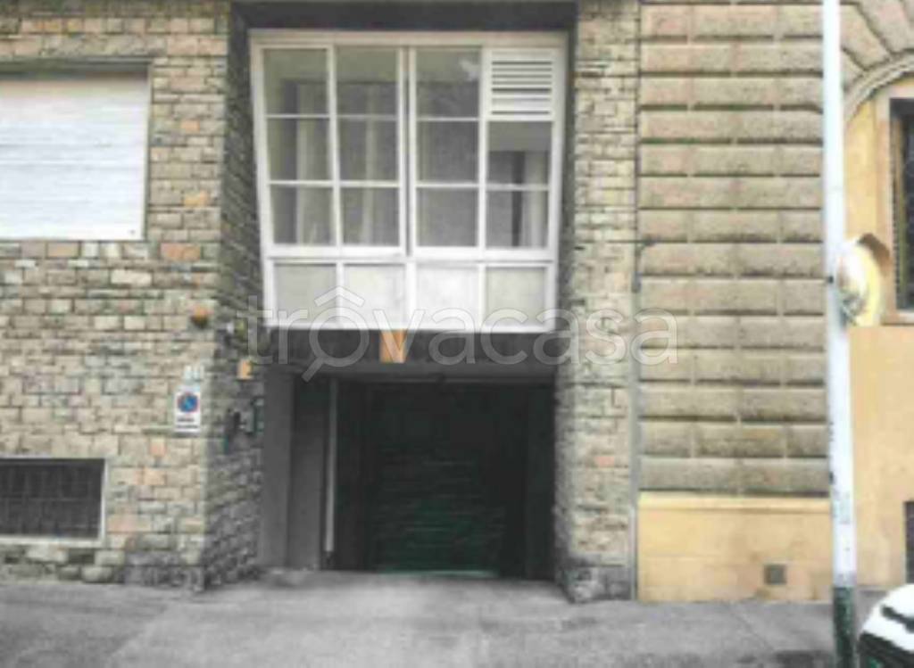 locale commerciale in vendita a Firenze