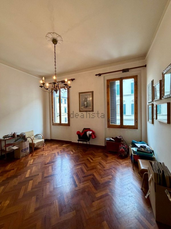 appartamento in vendita a Firenze in zona Campo di Marte