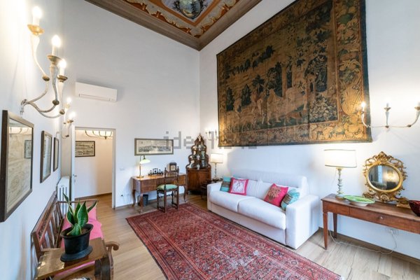 appartamento in vendita a Firenze in zona Centro Santa Croce