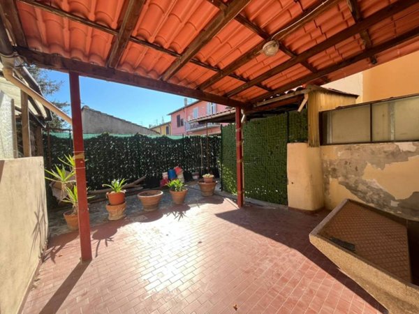 casa indipendente in vendita a Firenze in zona Mantignano
