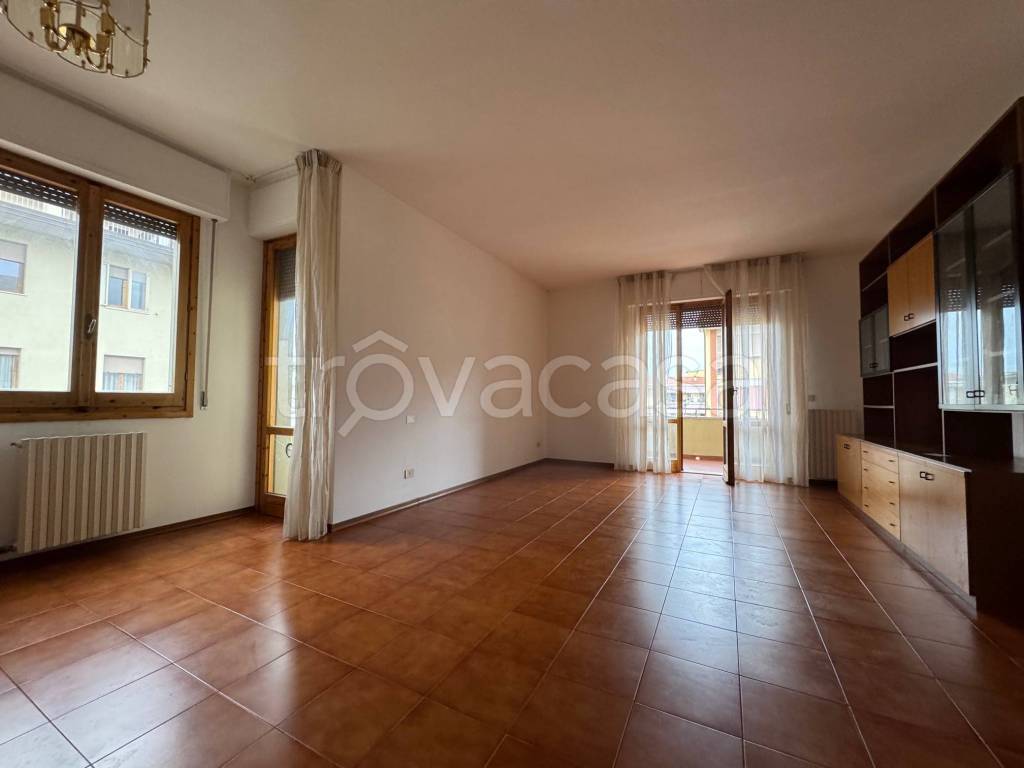 appartamento in vendita a Firenze in zona Isolotto