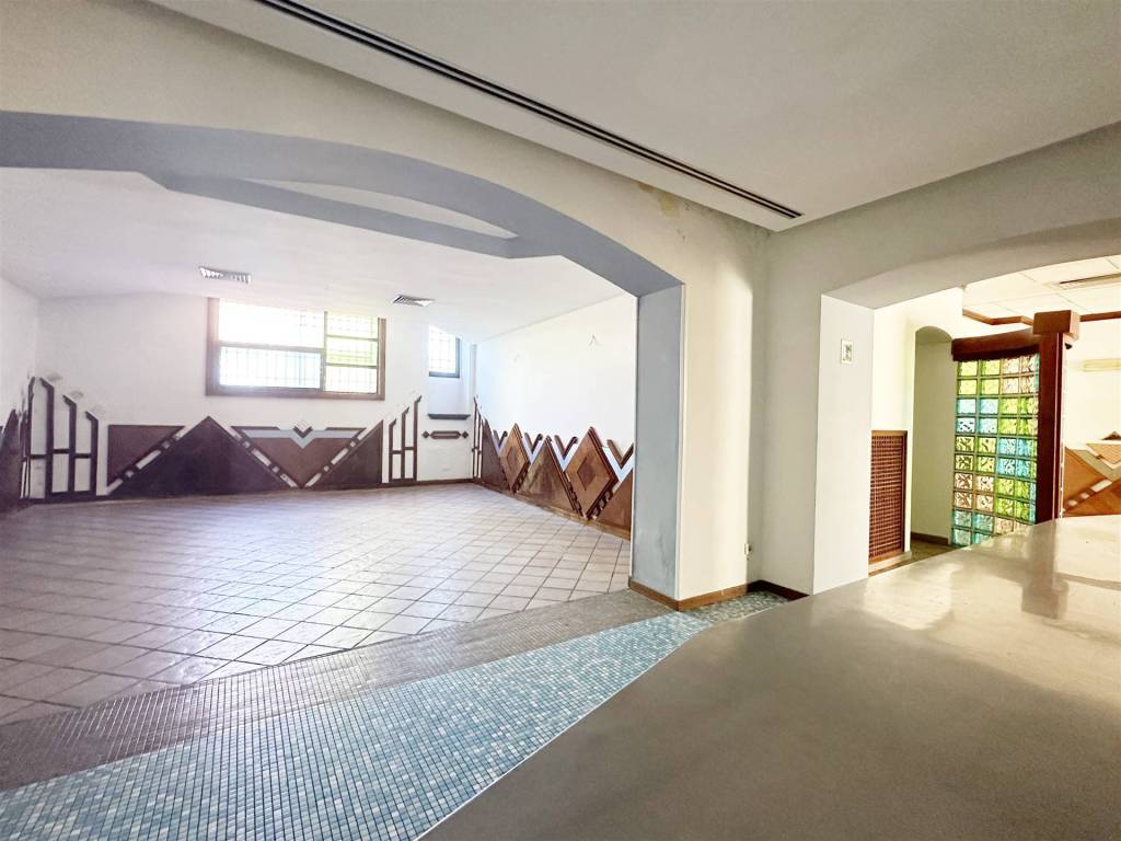 negozio in vendita a Firenze in zona Centro San Frediano