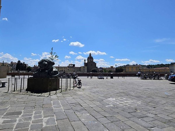 appartamento in vendita a Firenze in zona Centro Santa Maria Novella