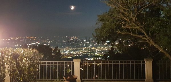 casa indipendente in vendita a Firenze in zona Settignano