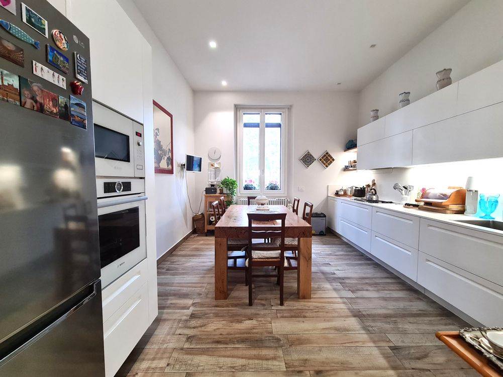 appartamento in vendita a Firenze in zona Campo di Marte