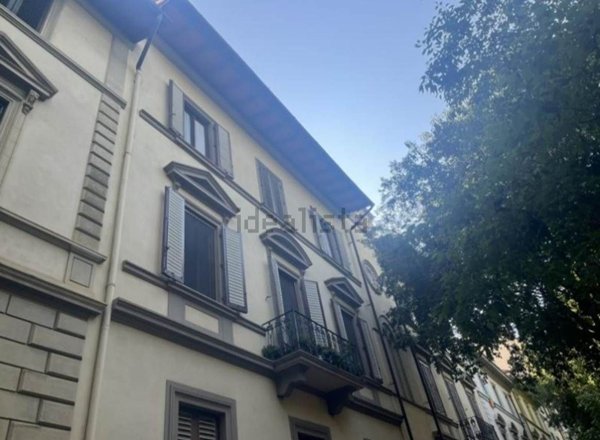 appartamento in vendita a Firenze in zona Campo di Marte