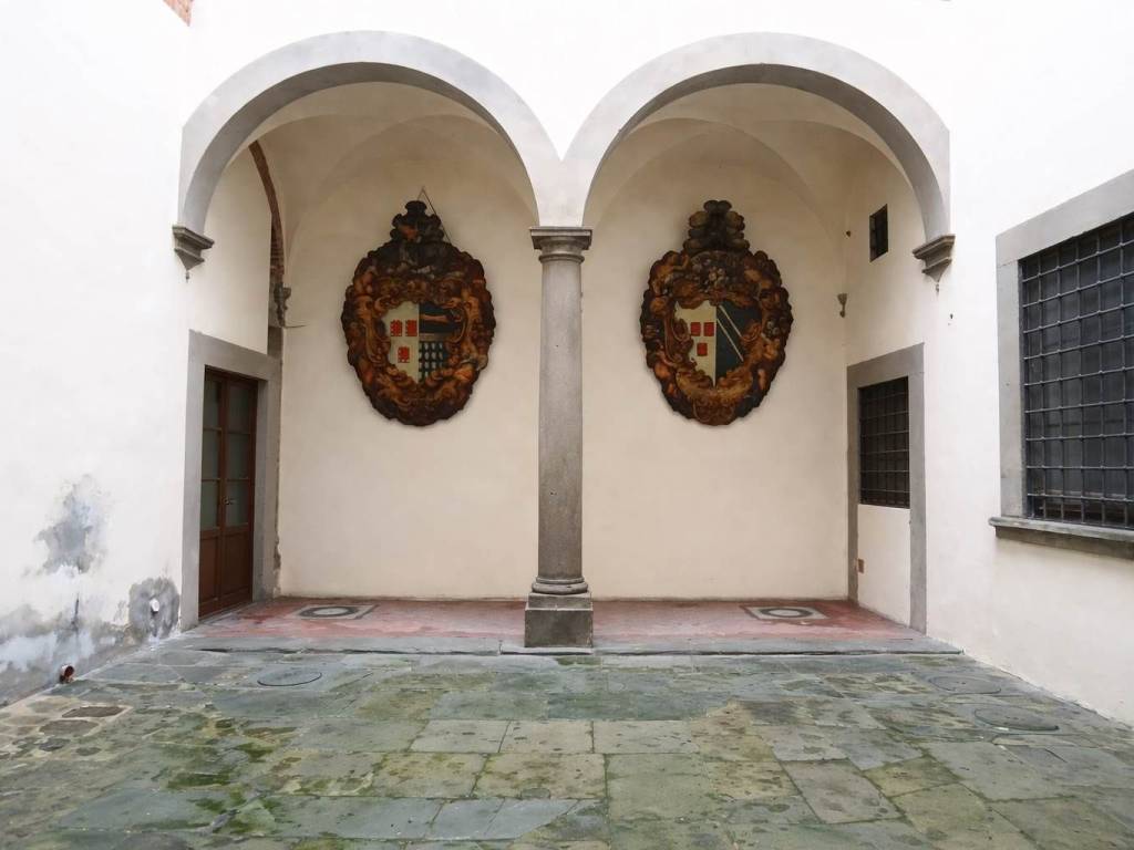 appartamento in vendita a Firenze in zona Centro Santa Croce