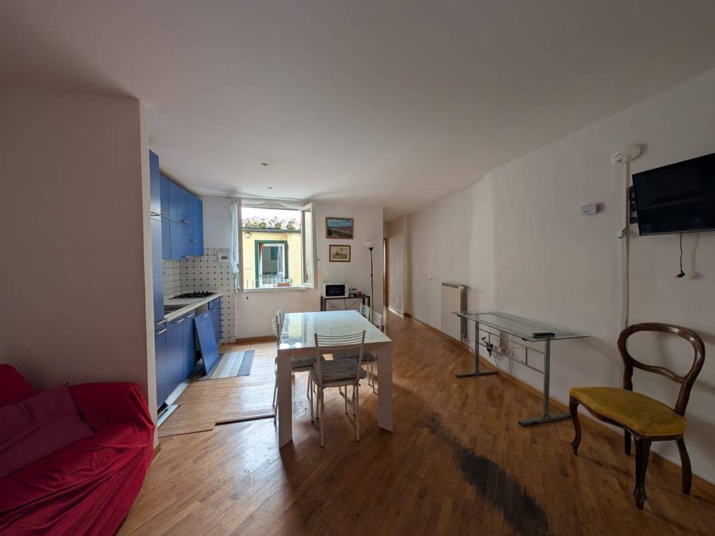 appartamento in vendita a Firenze in zona Centro San Lorenzo