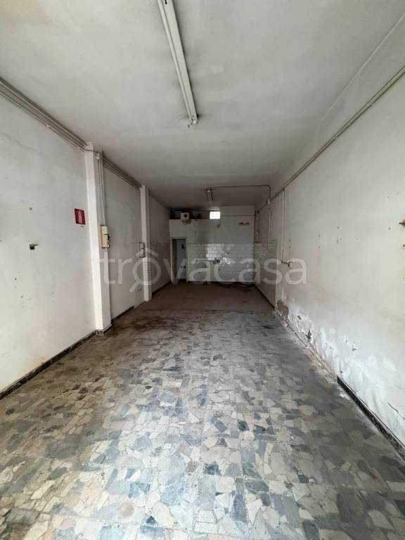 negozio in vendita a Firenze in zona Careggi