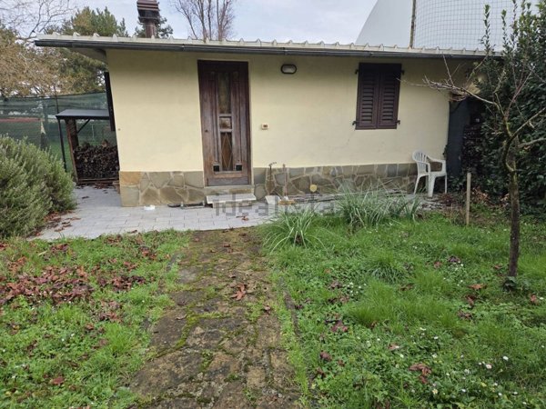 appartamento in vendita a Firenze in zona Ponte a Greve