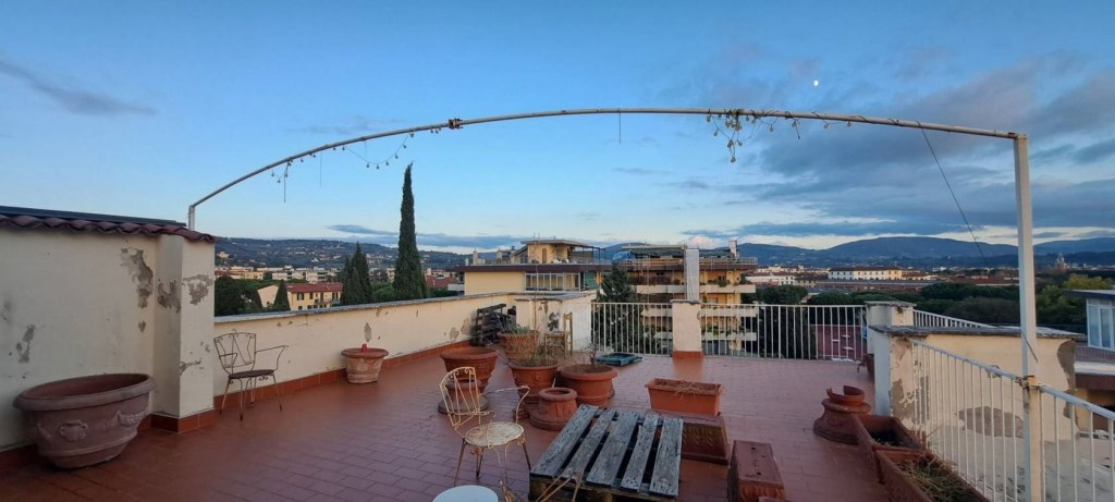 appartamento in vendita a Firenze in zona Campo di Marte