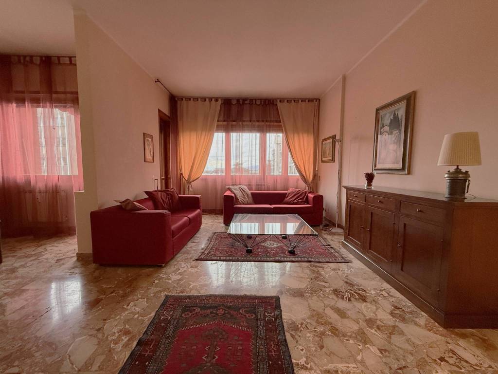 appartamento in vendita a Firenze in zona Firenze Nova