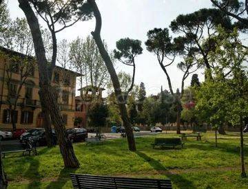 casa indipendente in vendita a Firenze in zona Campo di Marte